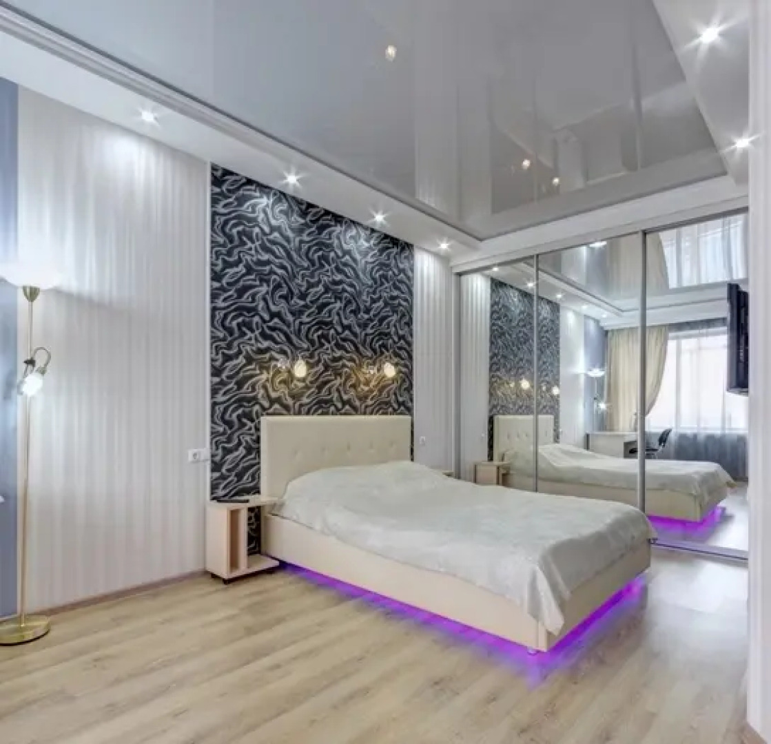 Апартаменты на площади МОПРа