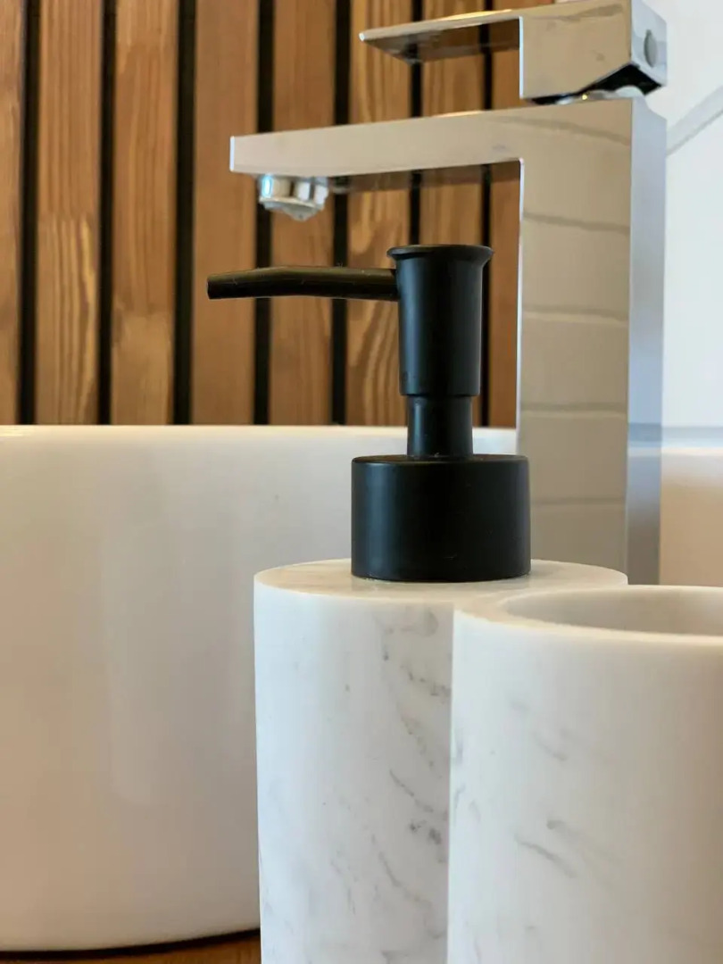 Частный Дом Sheluha House