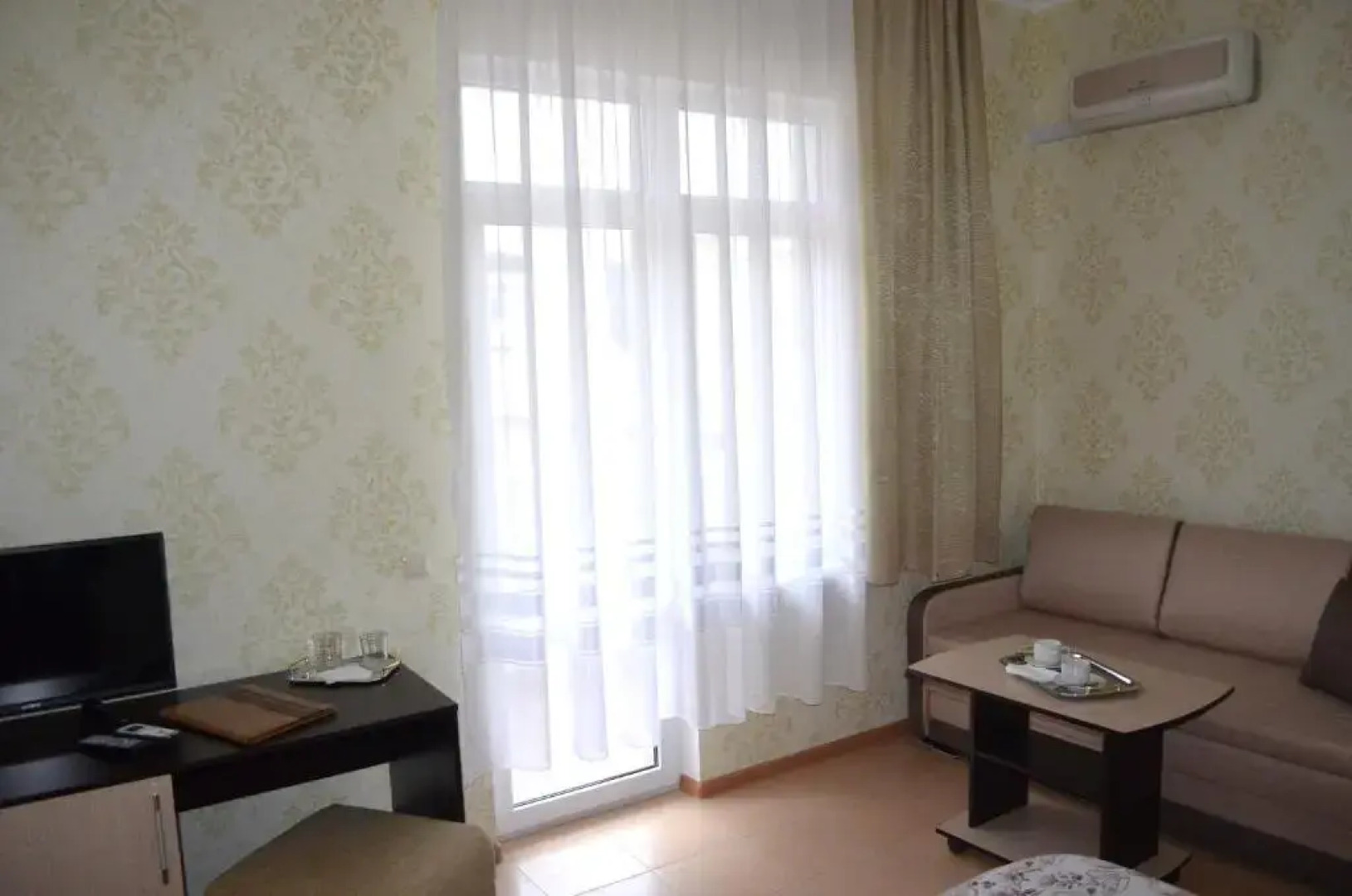 Отель Золотой берег Анапа