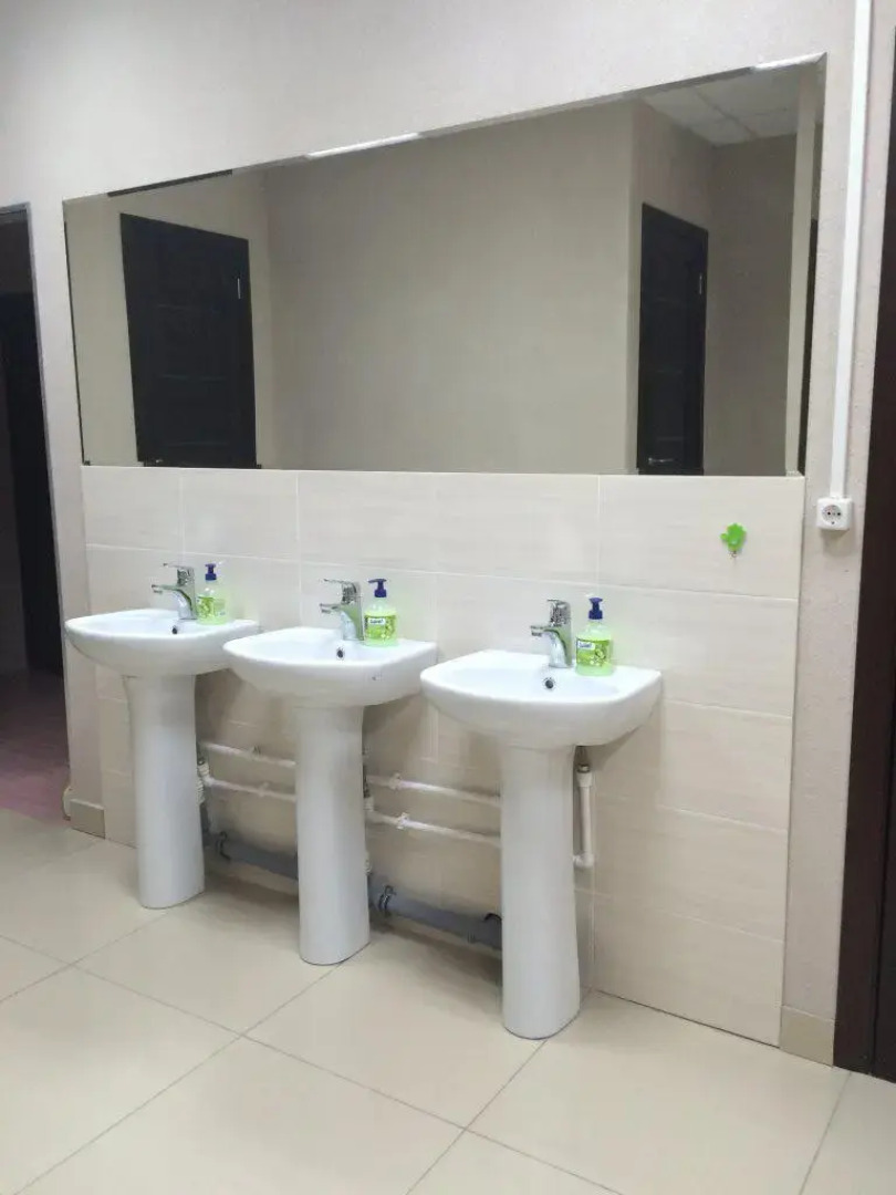 Хостел Happy House на Холмогорова