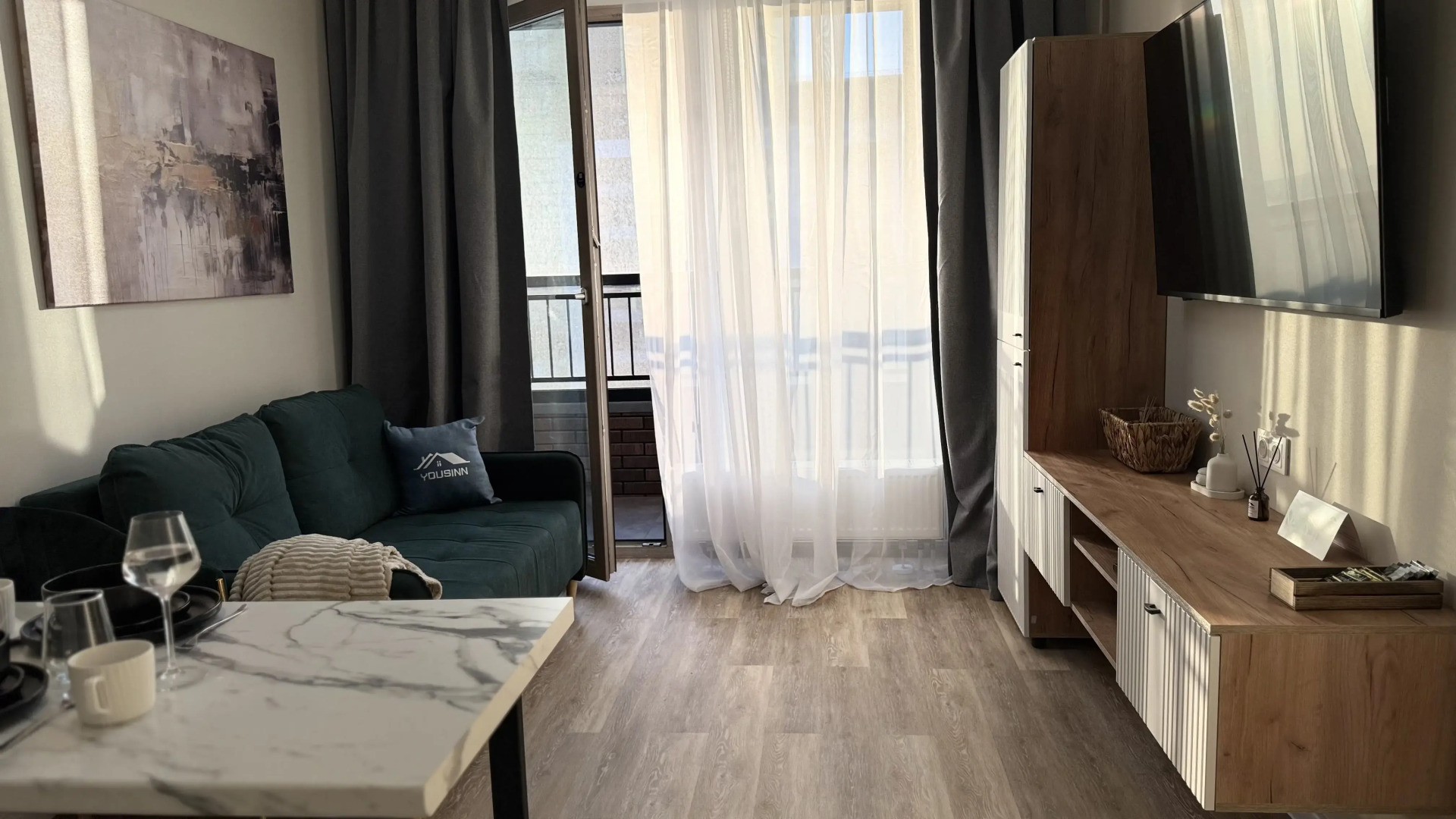 Апартаменты Yousinn Железнодорожная 18