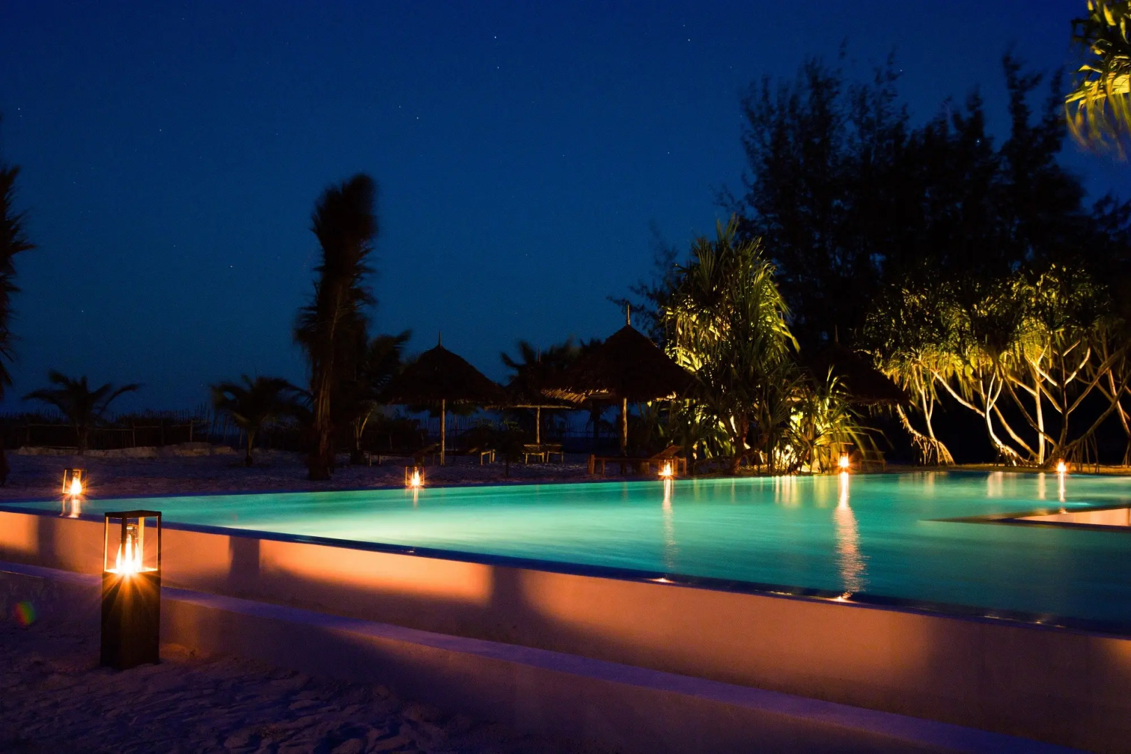 Курортный отель Mwezi Boutique Resort