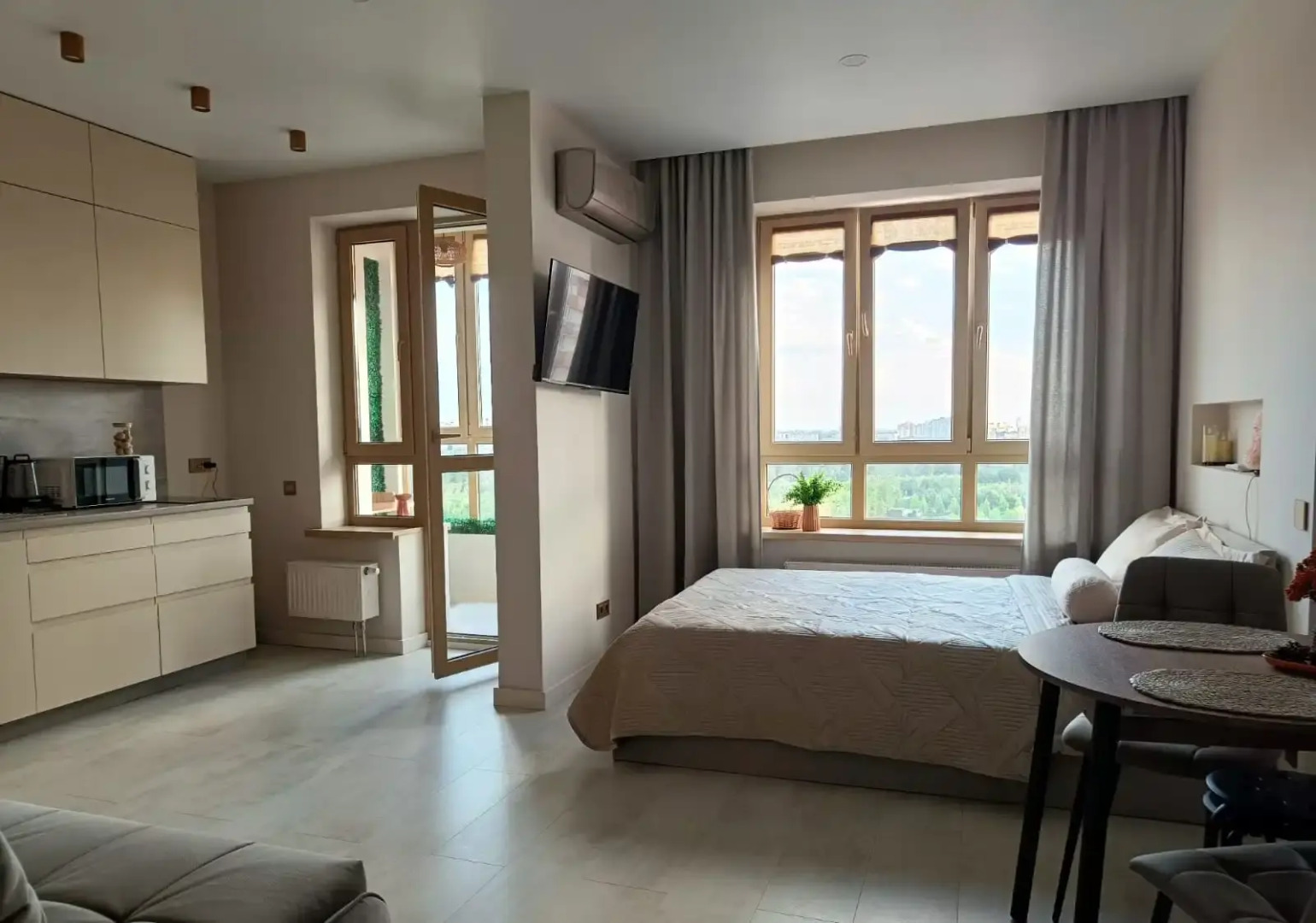 Квартира с Видом на Парк Галицкого