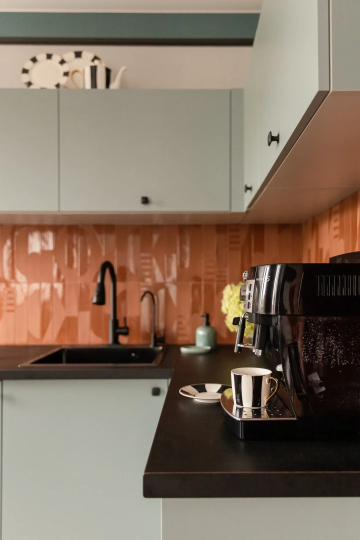 Апартаменты Новые Дизайнерские с Видом на Верхнее Озеро