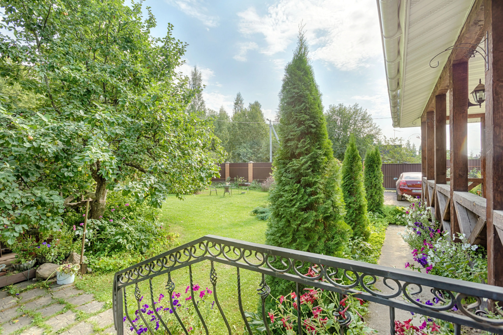 Частный дом Дом в Садах