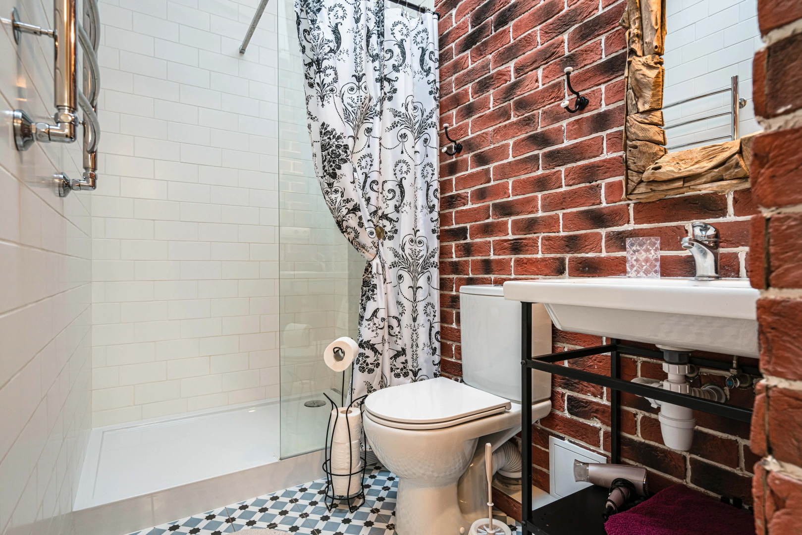 Квартира Трехкомнатная Московская 12