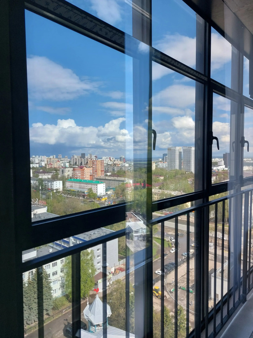 Квартира в Новом доме 18 этаж Юж.АВТОВОКЗАЛ Зорге 13/1