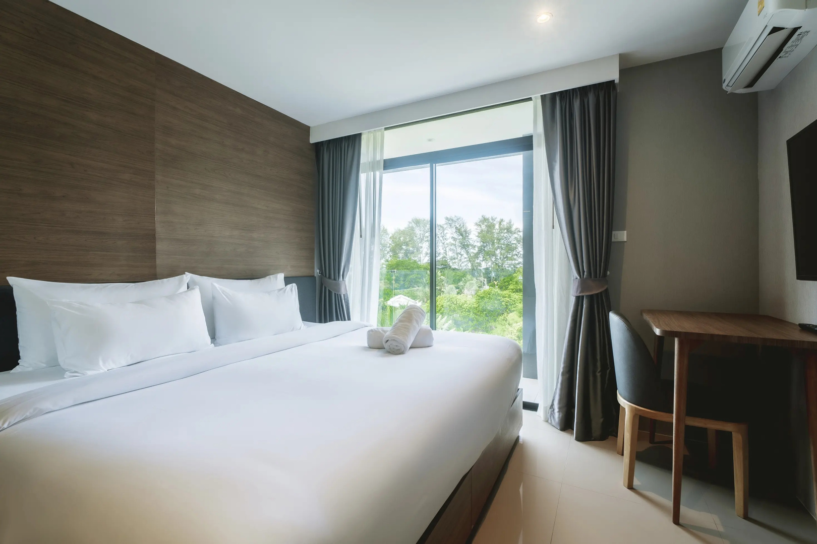 Апартаменты Beachfront 1501 br at Wyndham Naithon Phuket