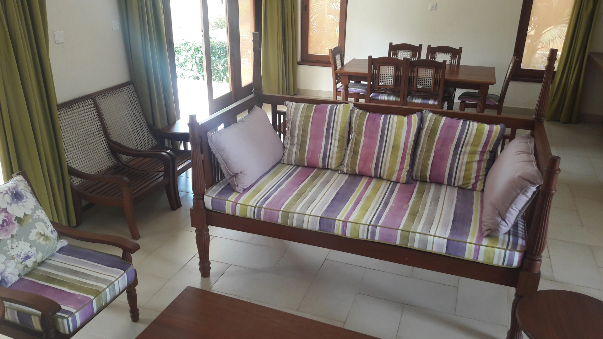 Вилла Mandhari- Diani Beach