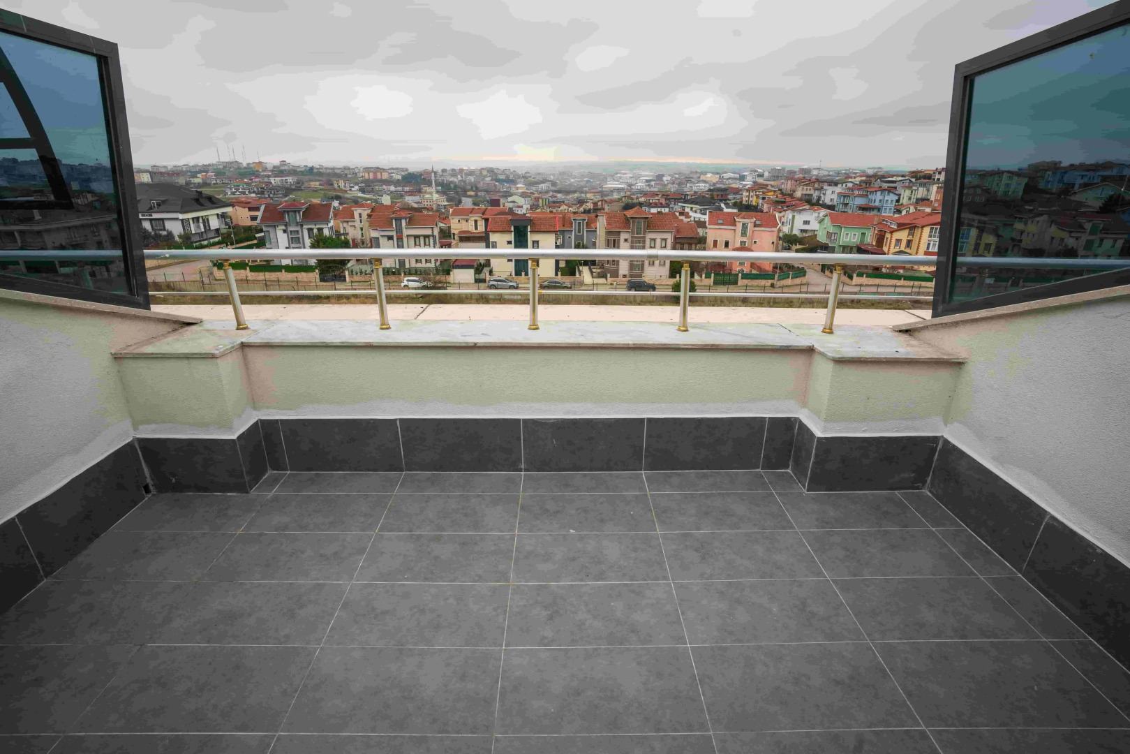 Отель Express Plus