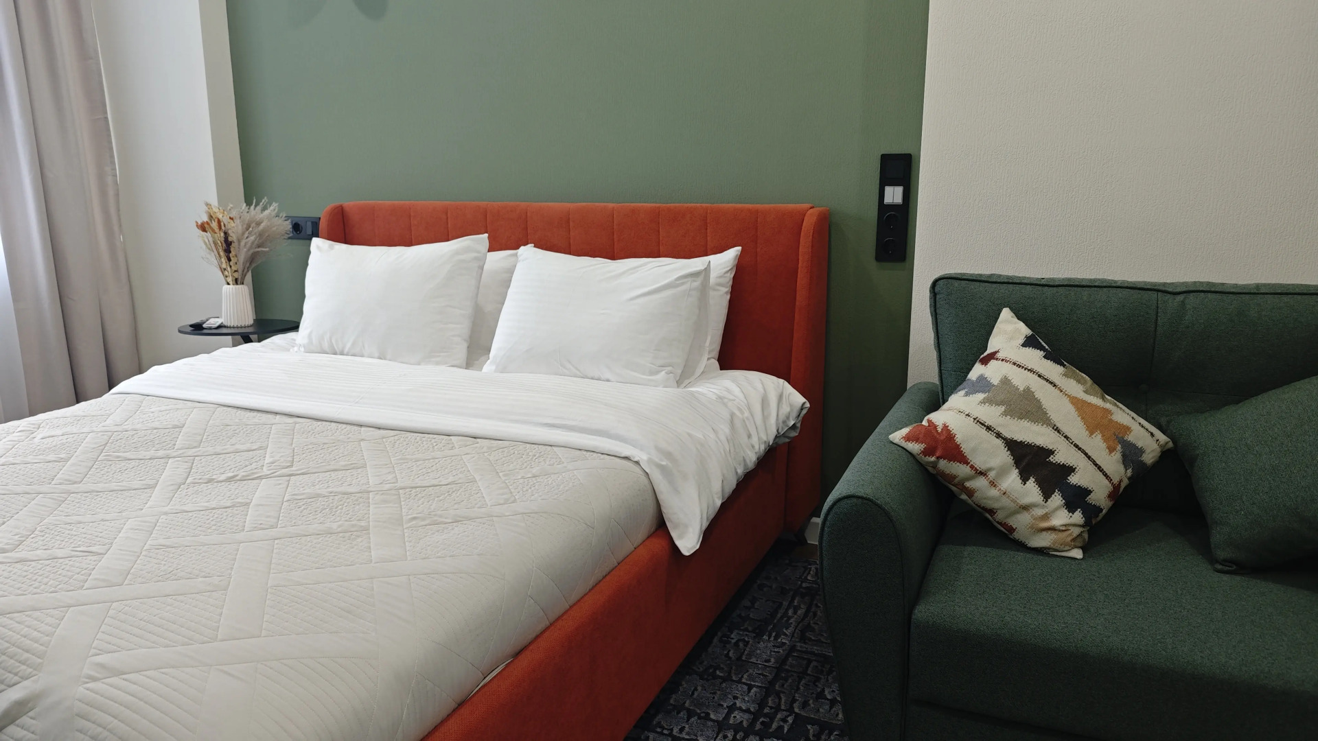 Новая Студия -апартамент с кухней, посудомойкой, стиралкой для двоих + допместо 3 этаж 10 минут от центра Нижнего Новгорода