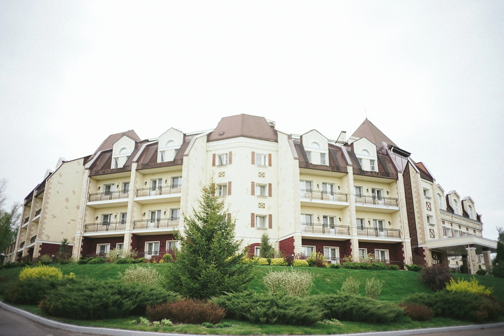 Отель Грумант Resort & SPA