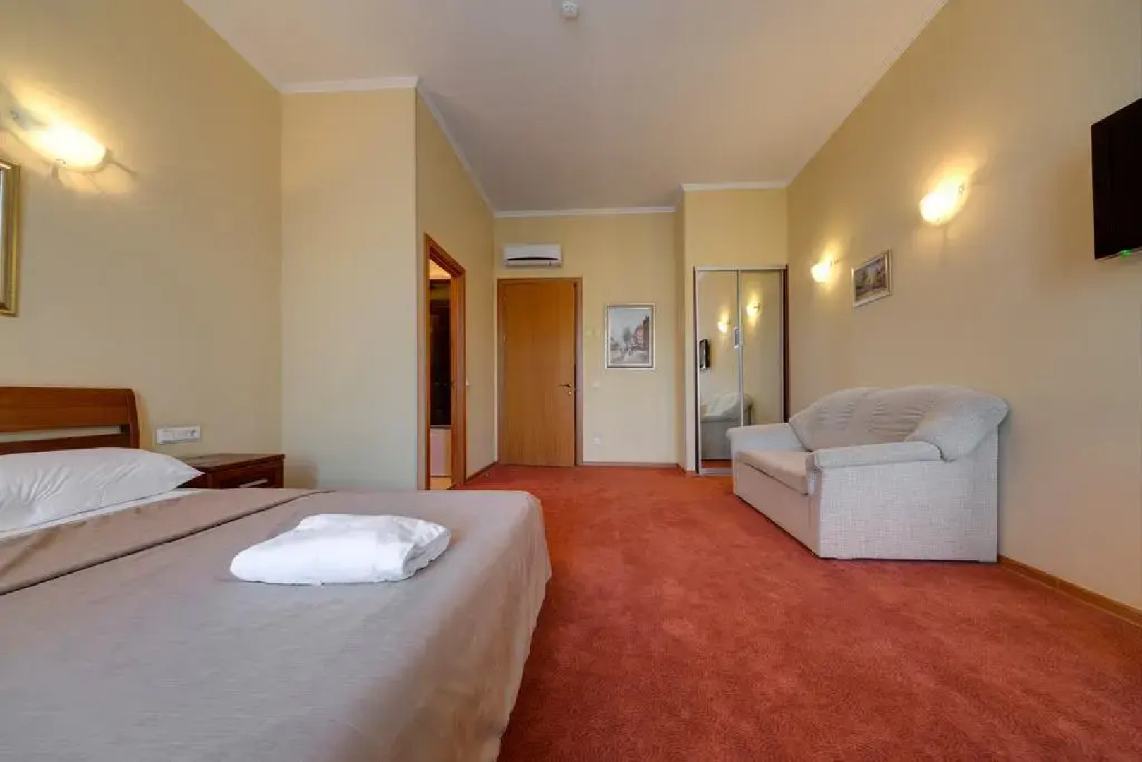 Меблированные комнаты Соло Исаакиевская Площадь