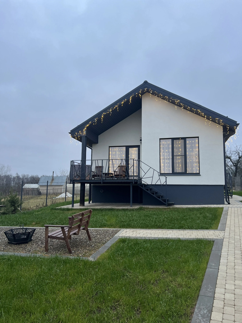 Частный дом в деревне Семибратское