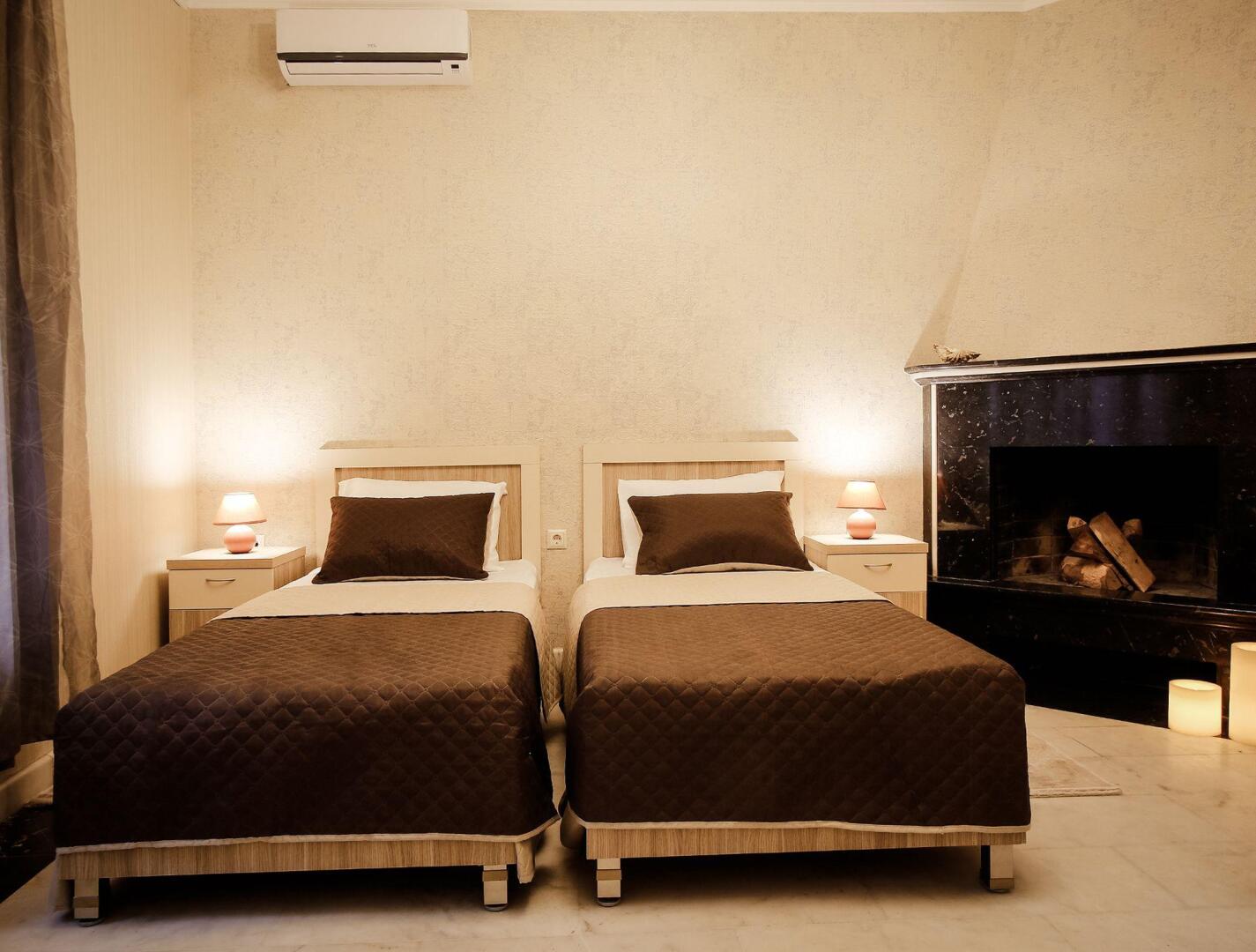 Отель Toma's House