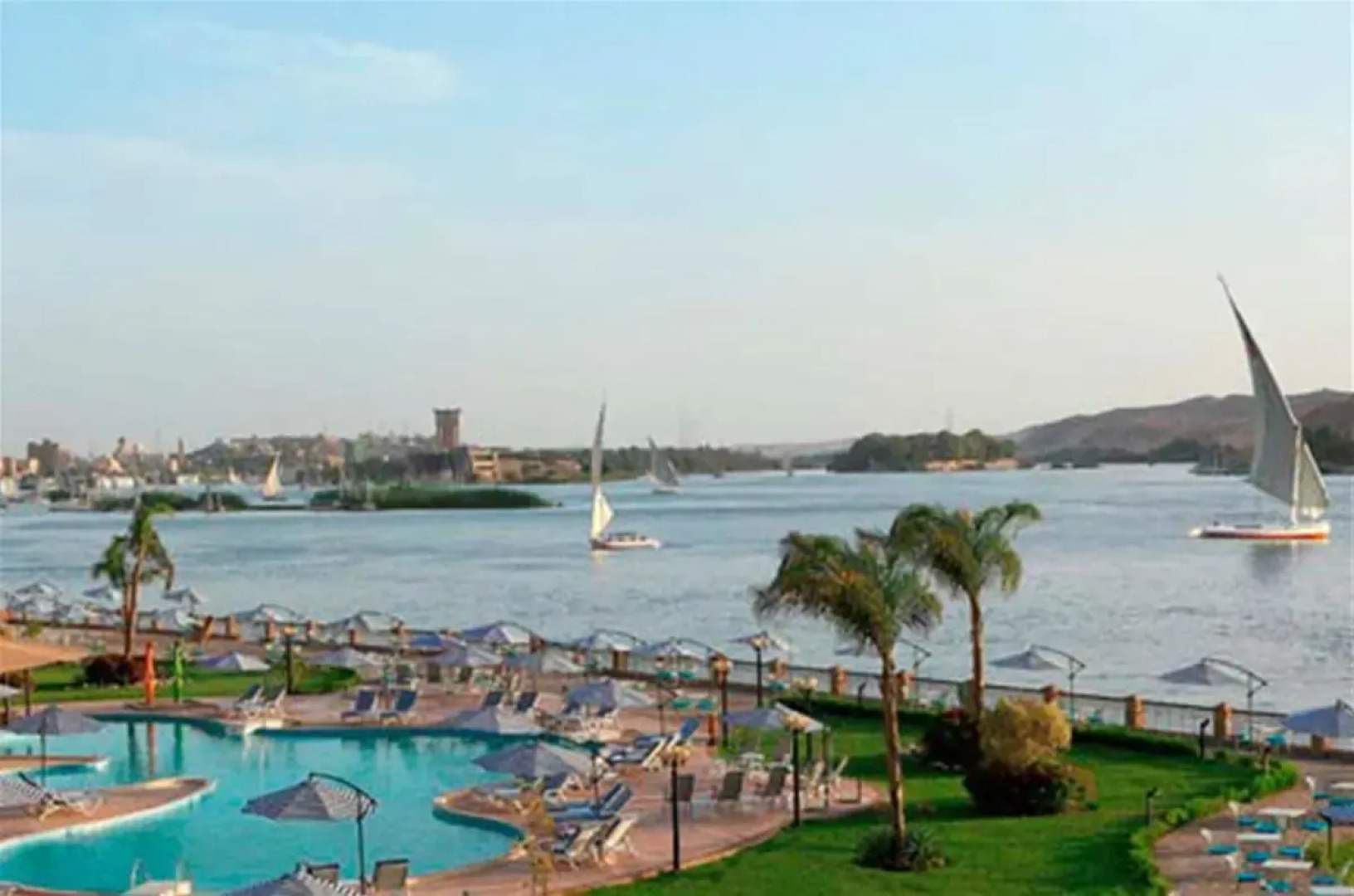 Отель Tolip Aswan