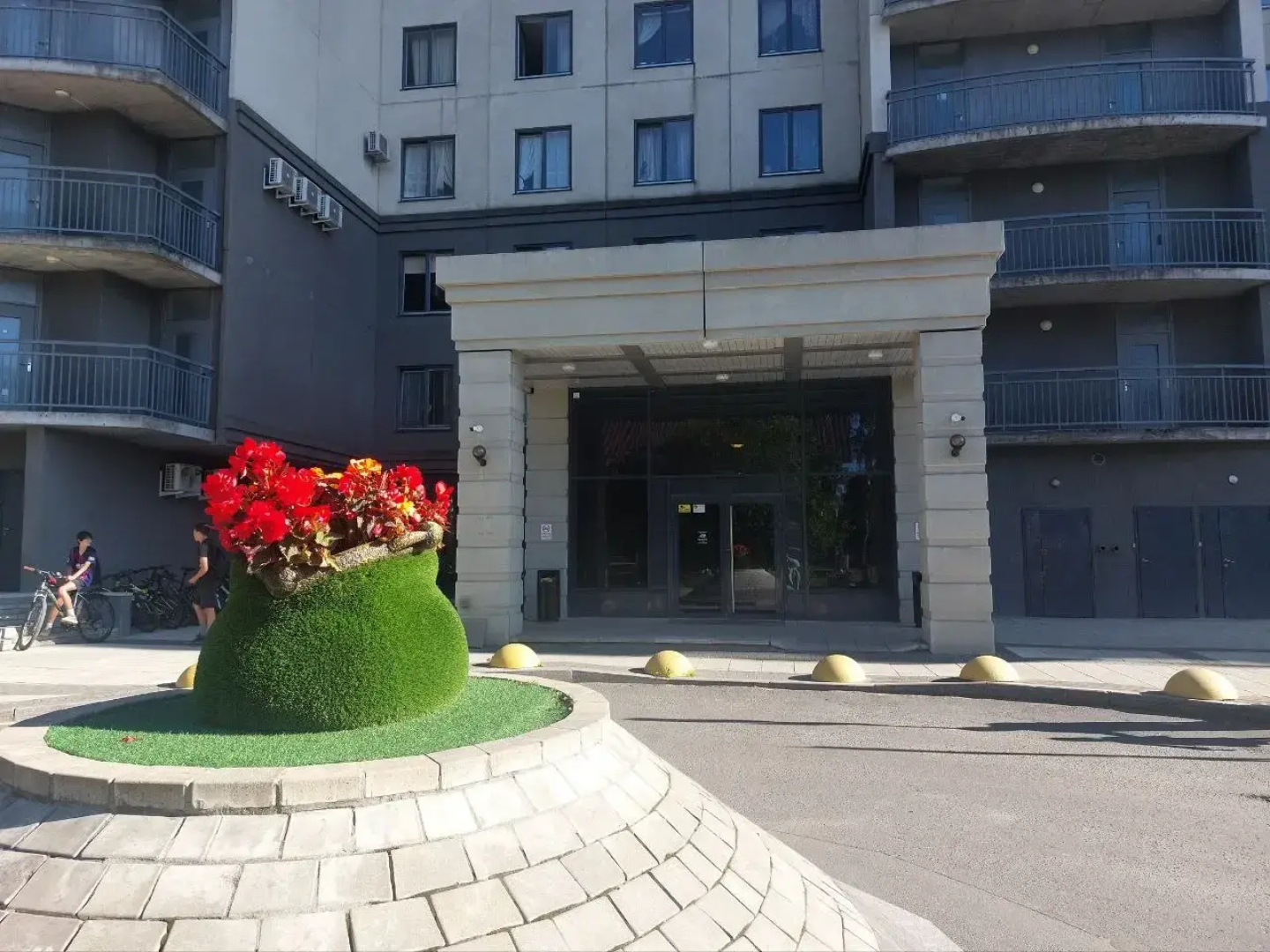 Апартаменты Olivinn с потрясающим видом из окна