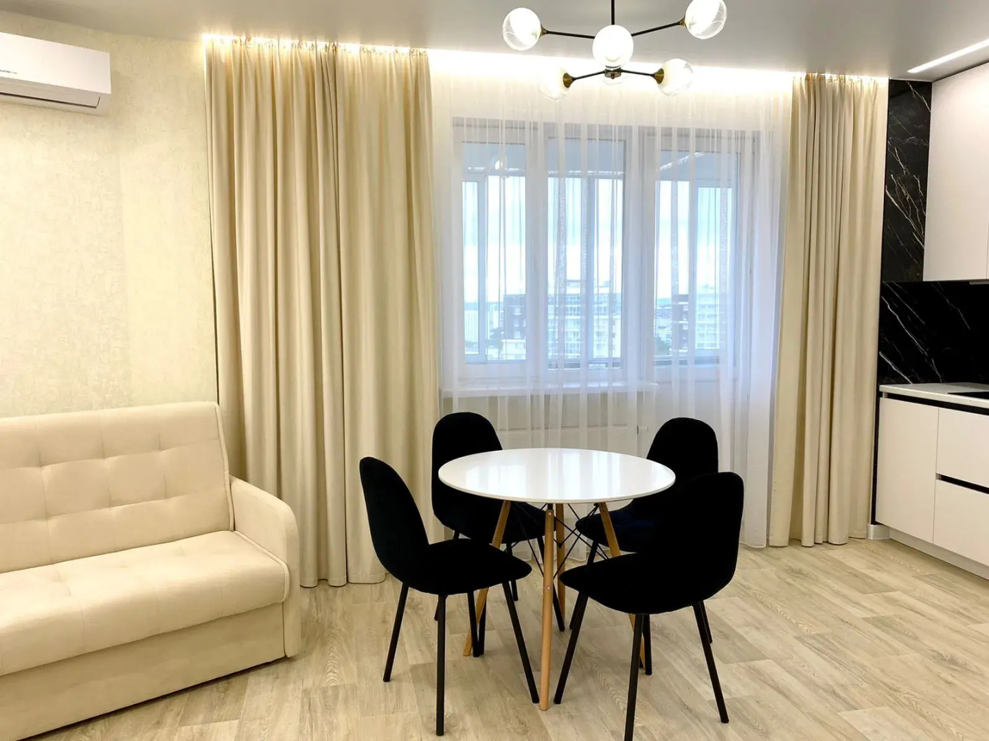 Апартаменты Sunrise City 6 блок