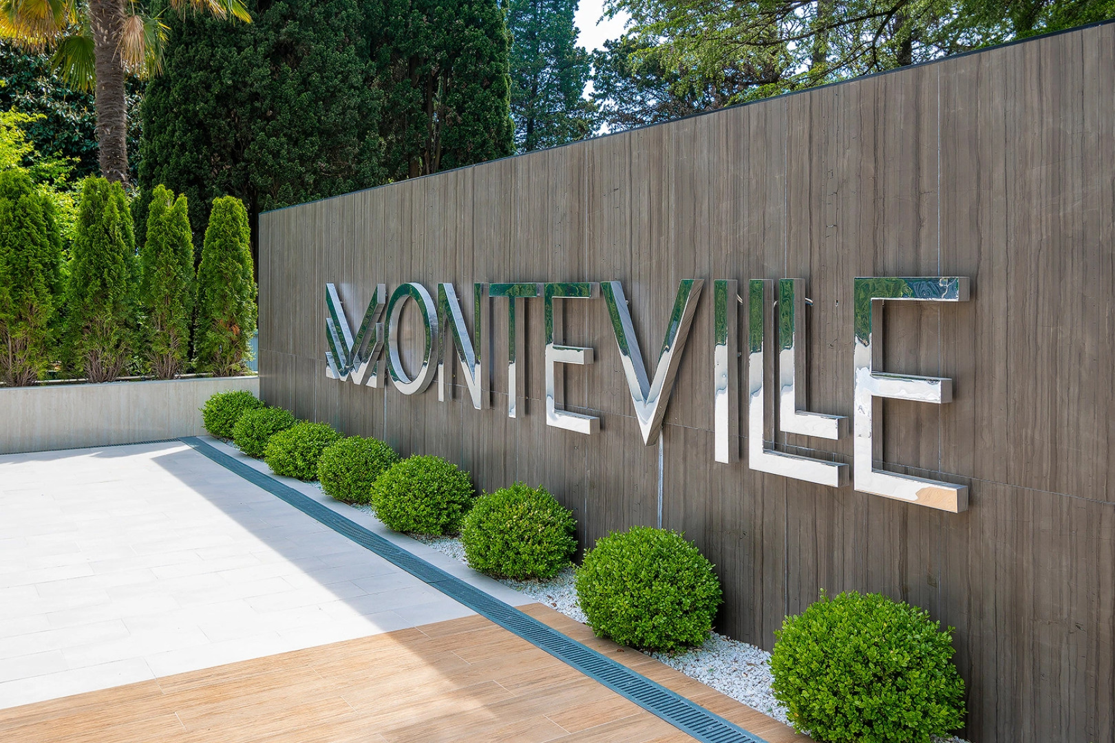 Апартаменты №76 Депутатская 10 Г с подогреваемым бассейном