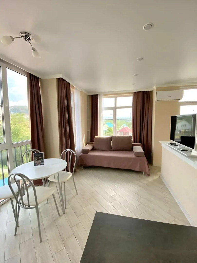 Апартаменты Студия с Балконом Alax Напротив Дельта Сириус