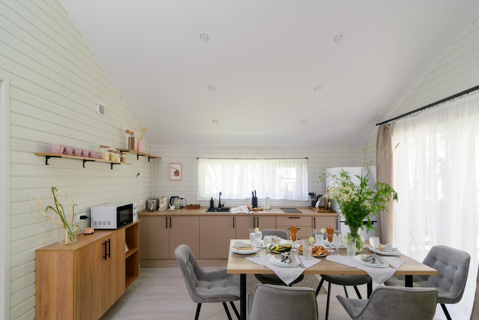 Частный дом Simple Life Home 232