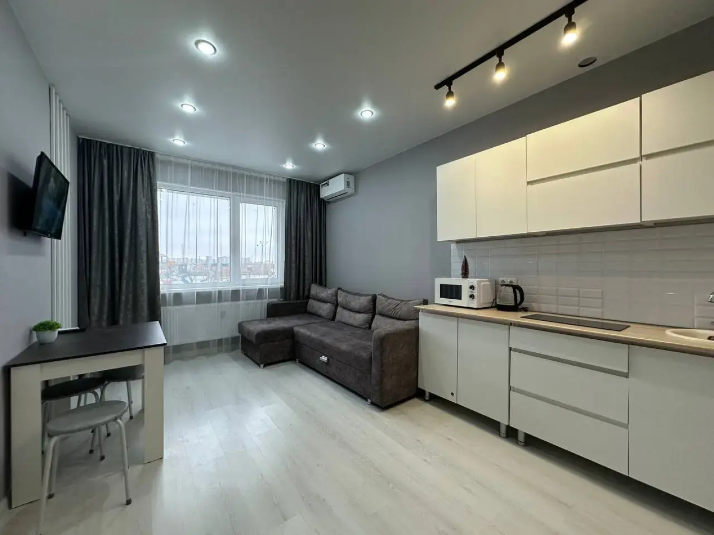 Апартаменты LikeHome на Рокоссовского 3