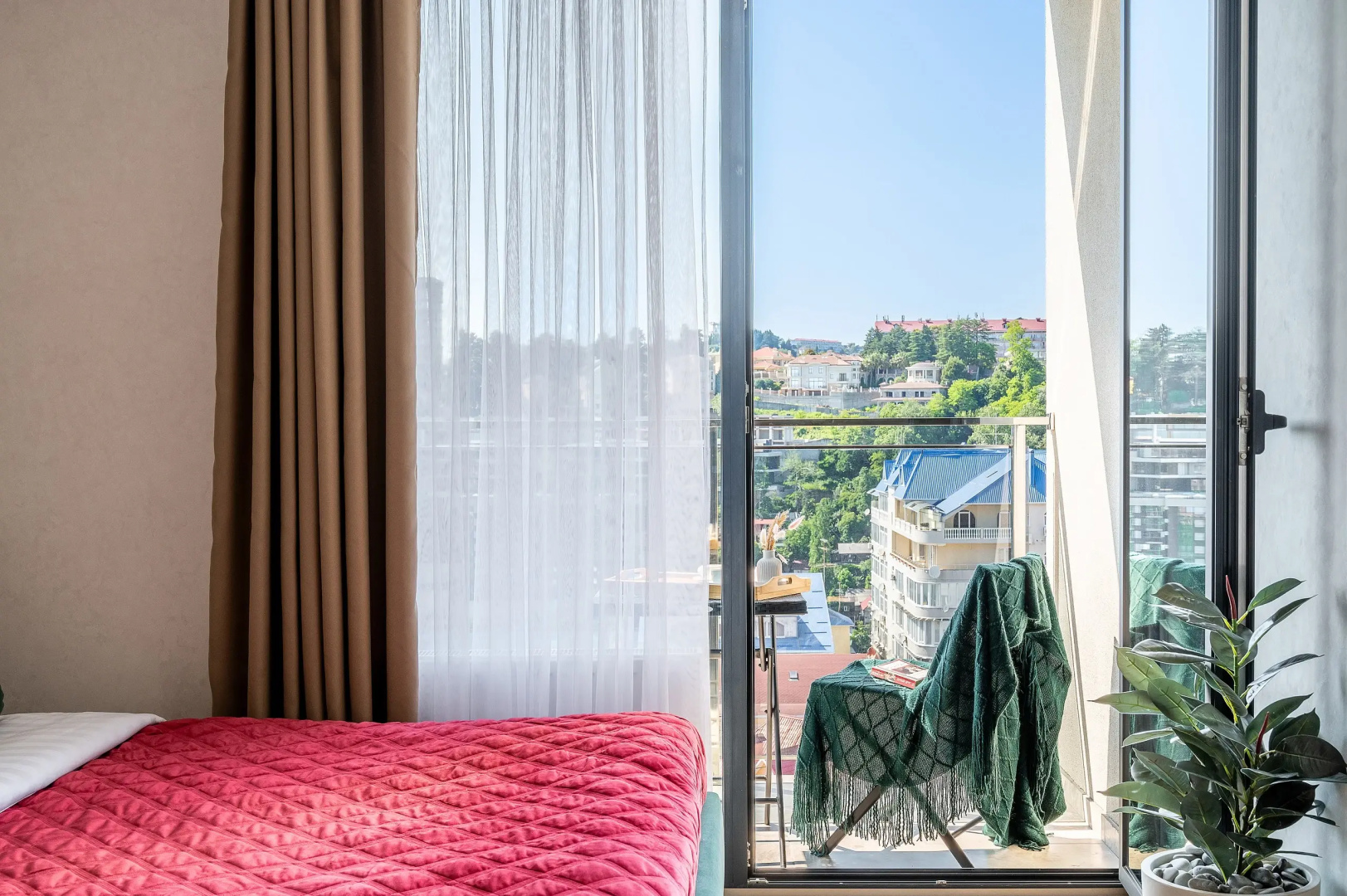 Апартаменты Red Apartments Атлантис апартамент Гермес
