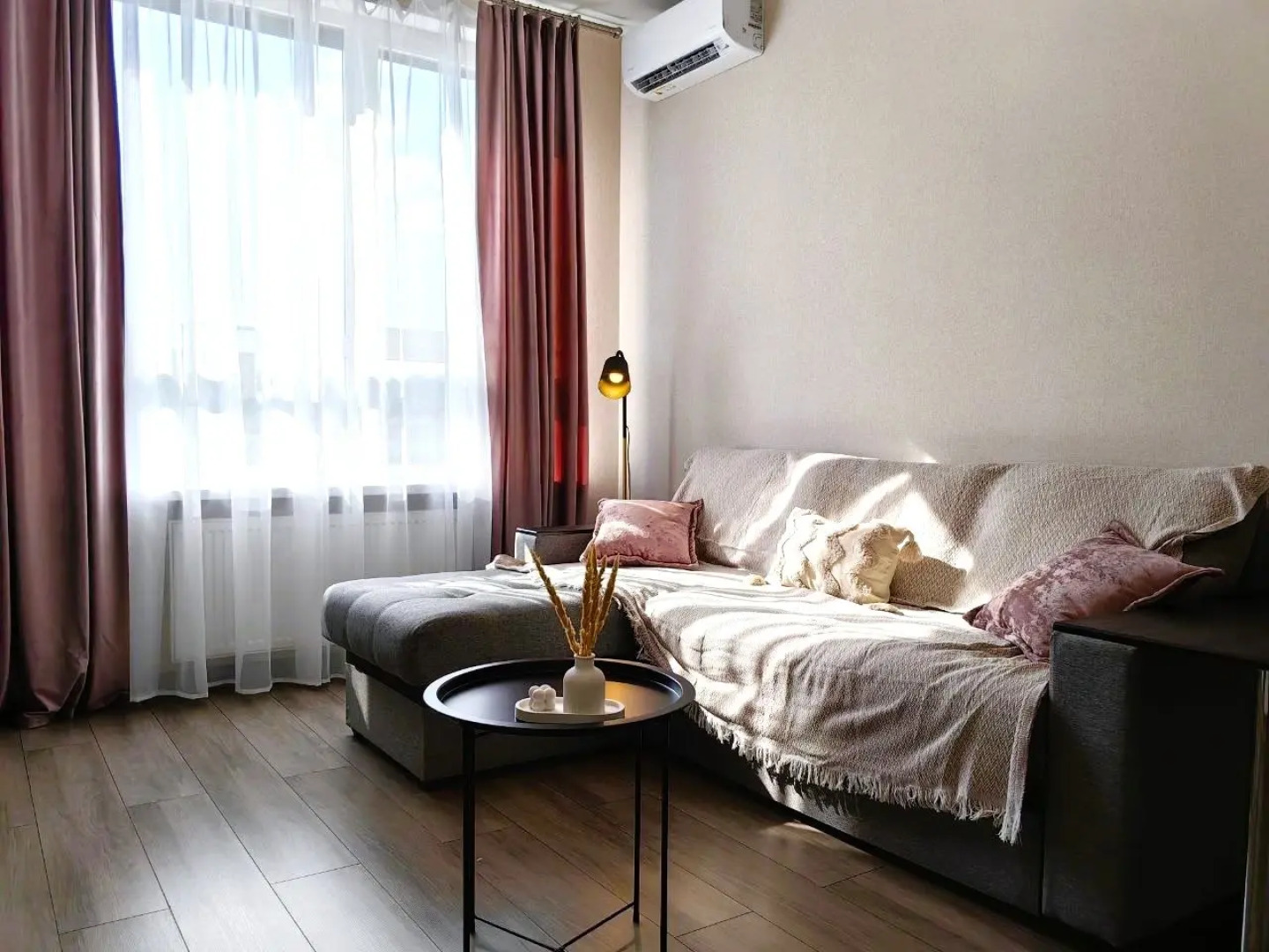 Квартира Современная Евротрешка в ЖК Бизнес Класса