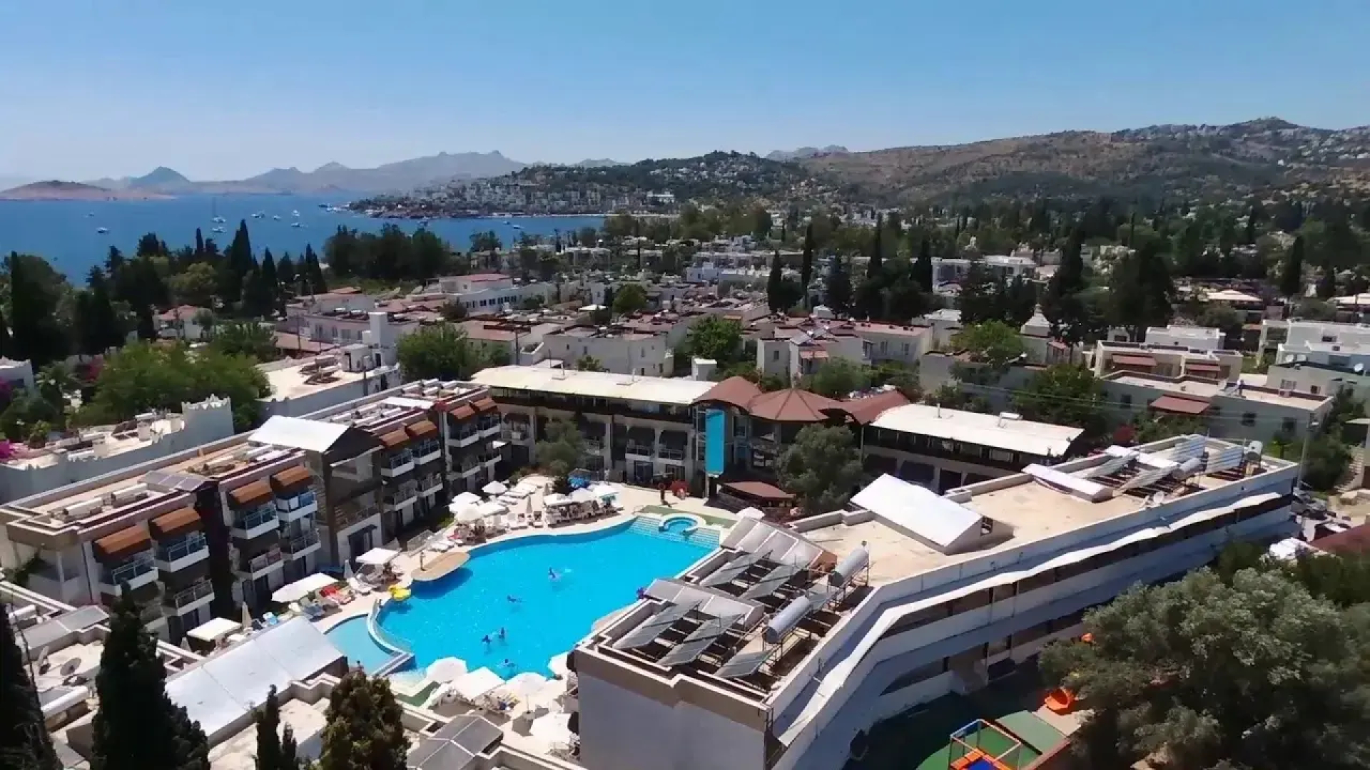 Risa Hotel