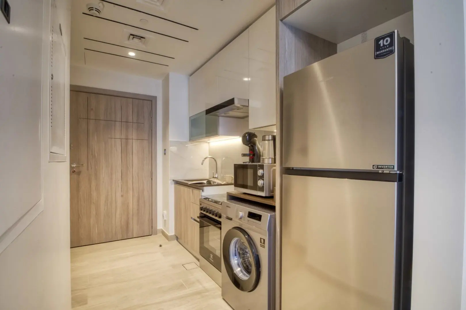 Апартаменты Welcome Home in Me Do Re Tower