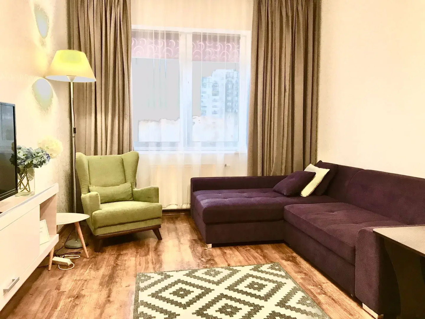 Апартаменты У Королевских ворот Гагарина 1