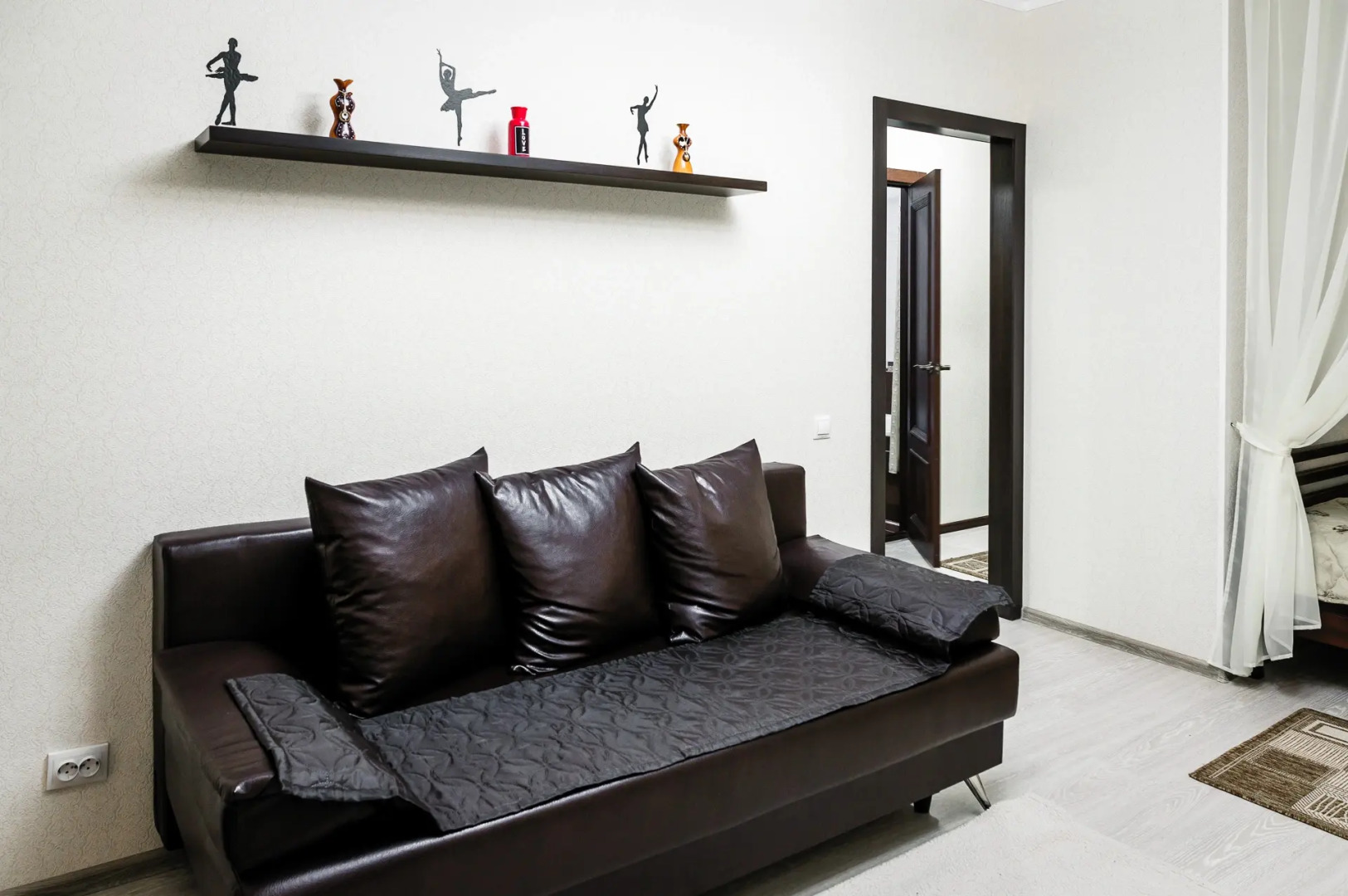 Апартаменты Любимый дом на Антонова 28