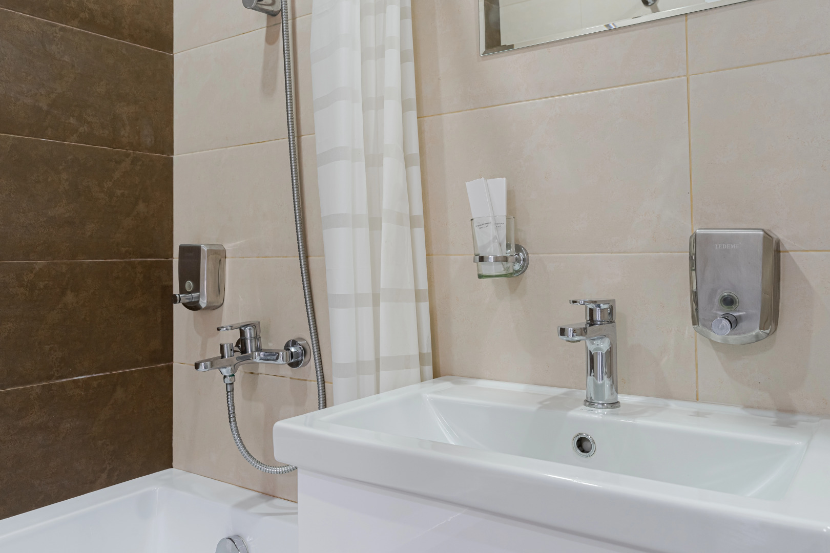 Квартира ЛЮКС Посуточно в ЖК Столичный