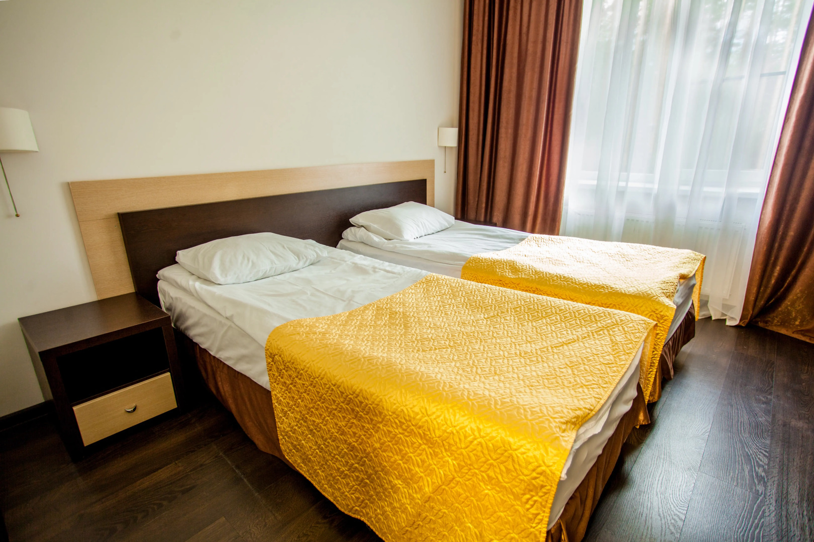 Отель Овертайм