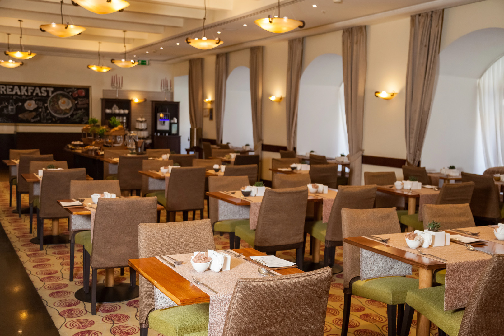 Отель Cosmos Selection St. Petersburg Nevsky Royal