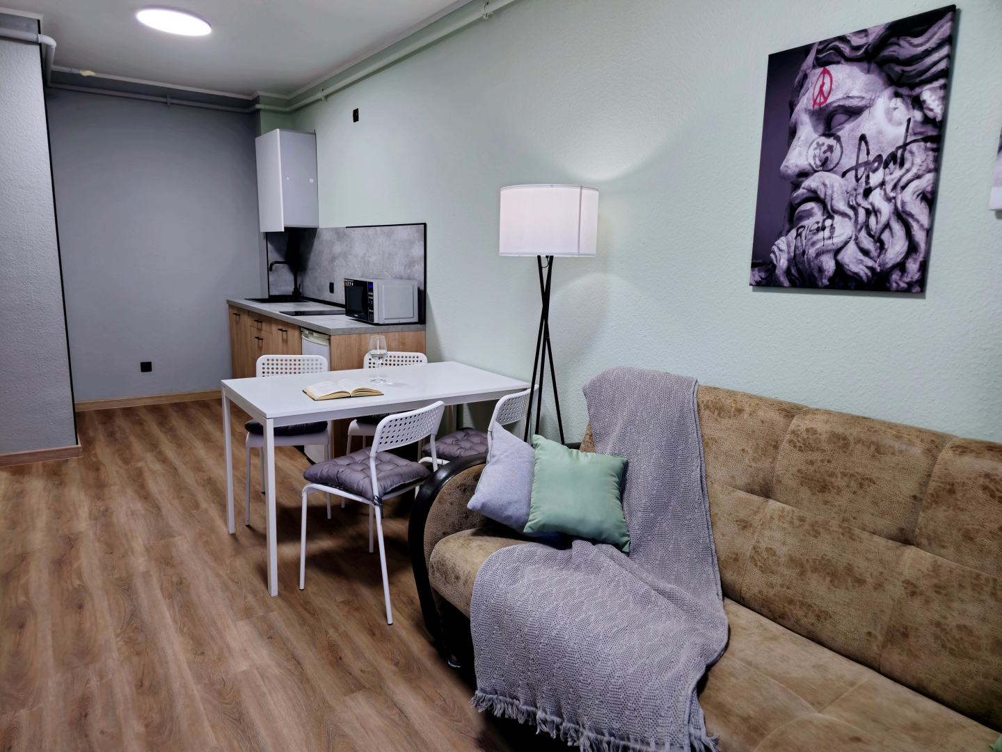 Гостевой дом Абажур Апарт Стачек