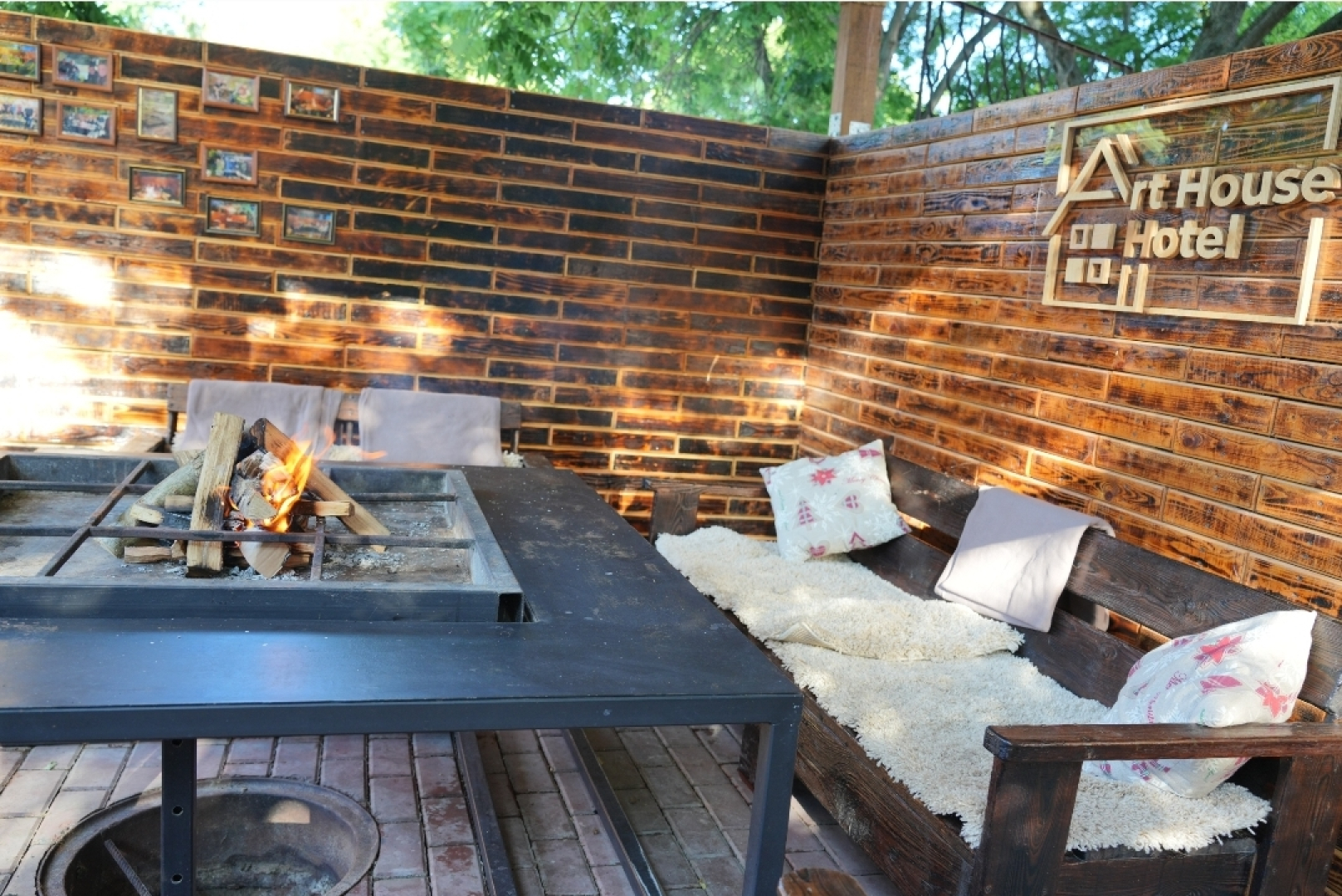 Отель Art House Hotel