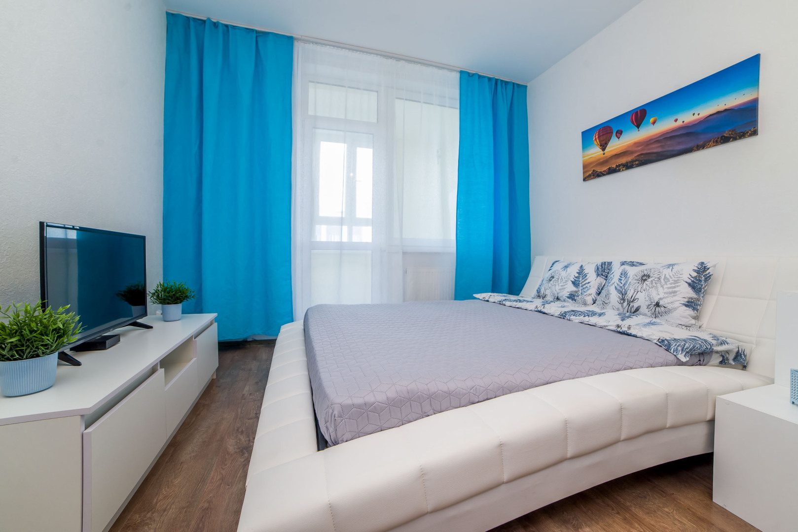 Апартаменты на Сахарова 75