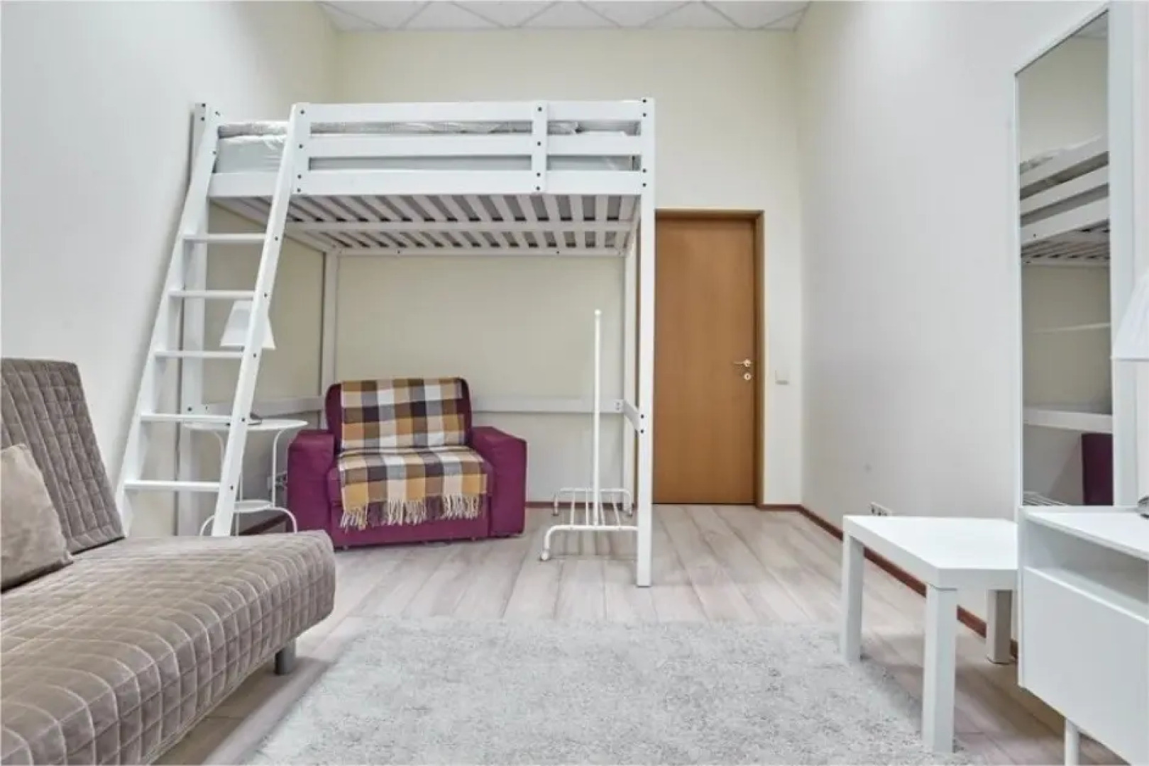 Хостел Centeral Hotel