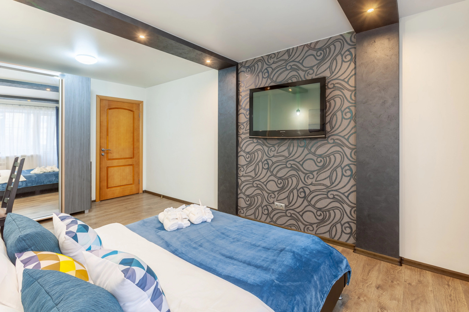 Апартаменты RentPlaza на просеке