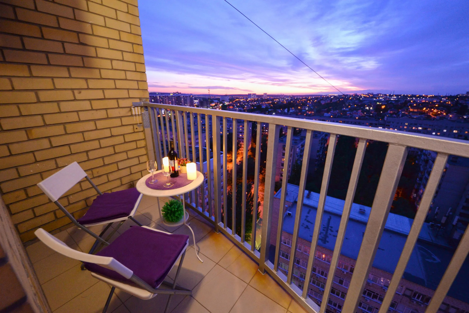 Апартаменты для Романтического Отдыха с Панорамными Окнами