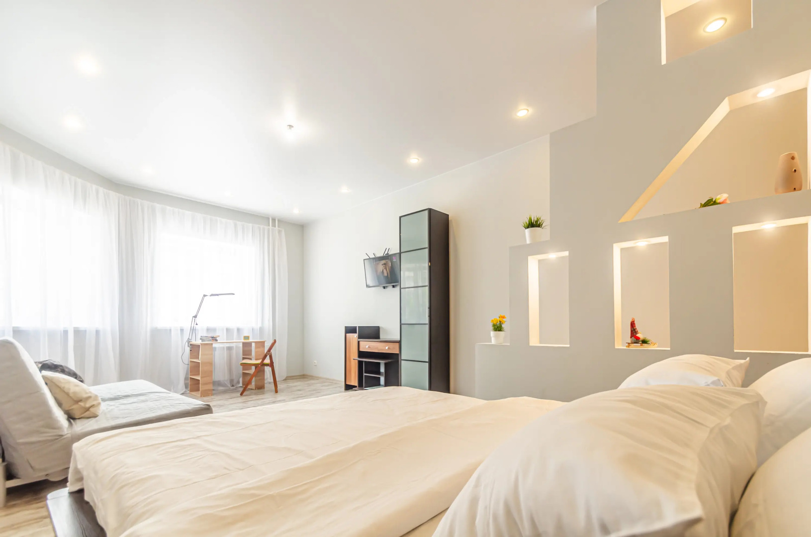 Апартаменты 1-к квартира на Санфировой 99 (с джакузи)