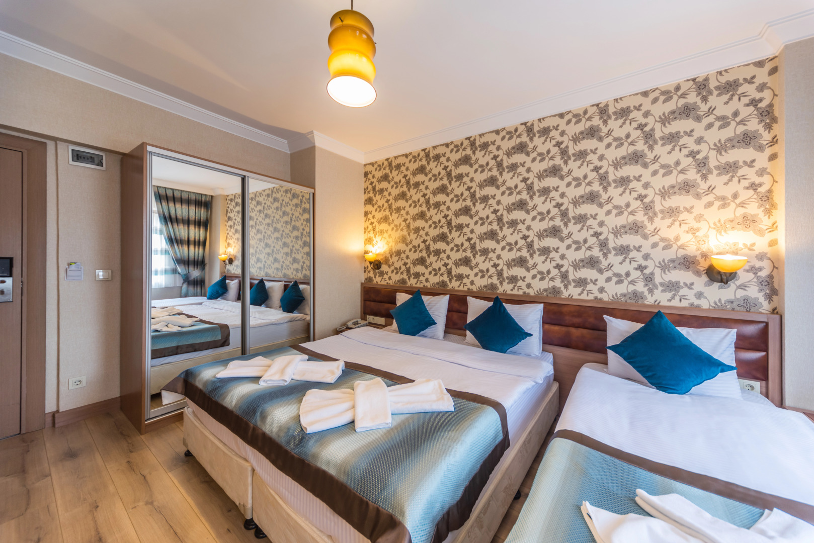 Senabil Hotel Old City