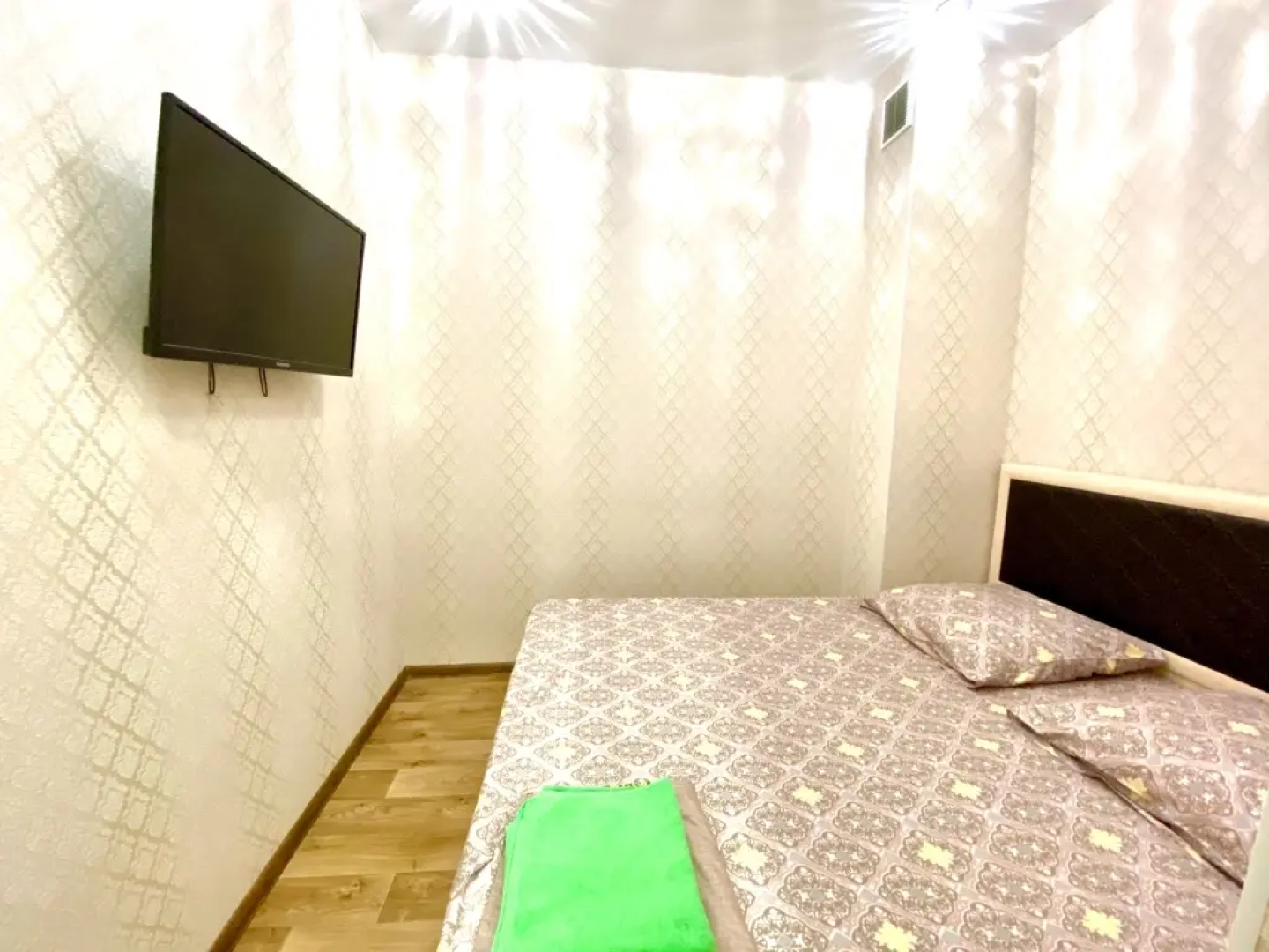 Апартаменты АУРА на Усольцева 26 3