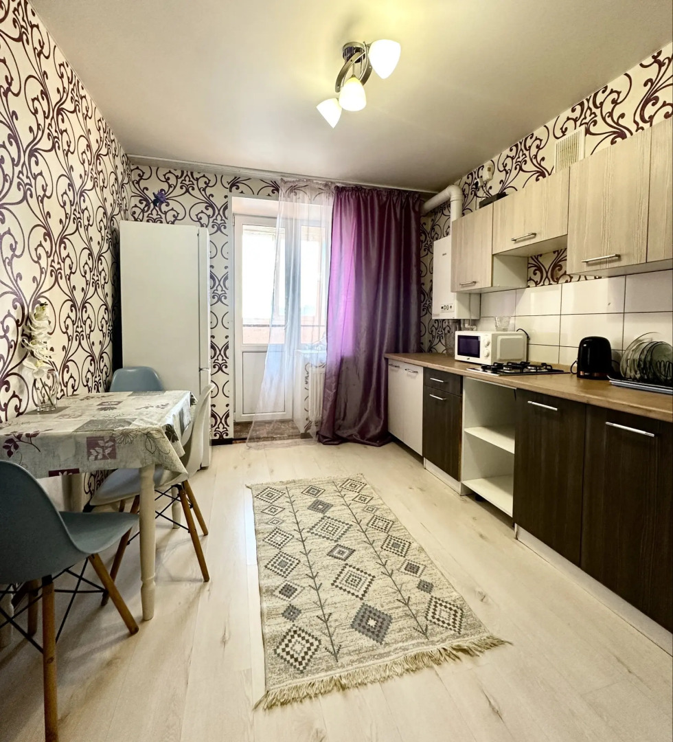 Апартаменты на Семчинской 5