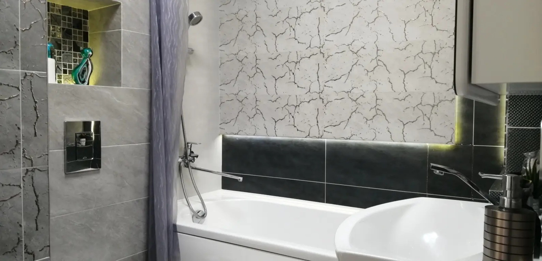 Квартира дизайнерская с видом на город вблизи Аэропорта