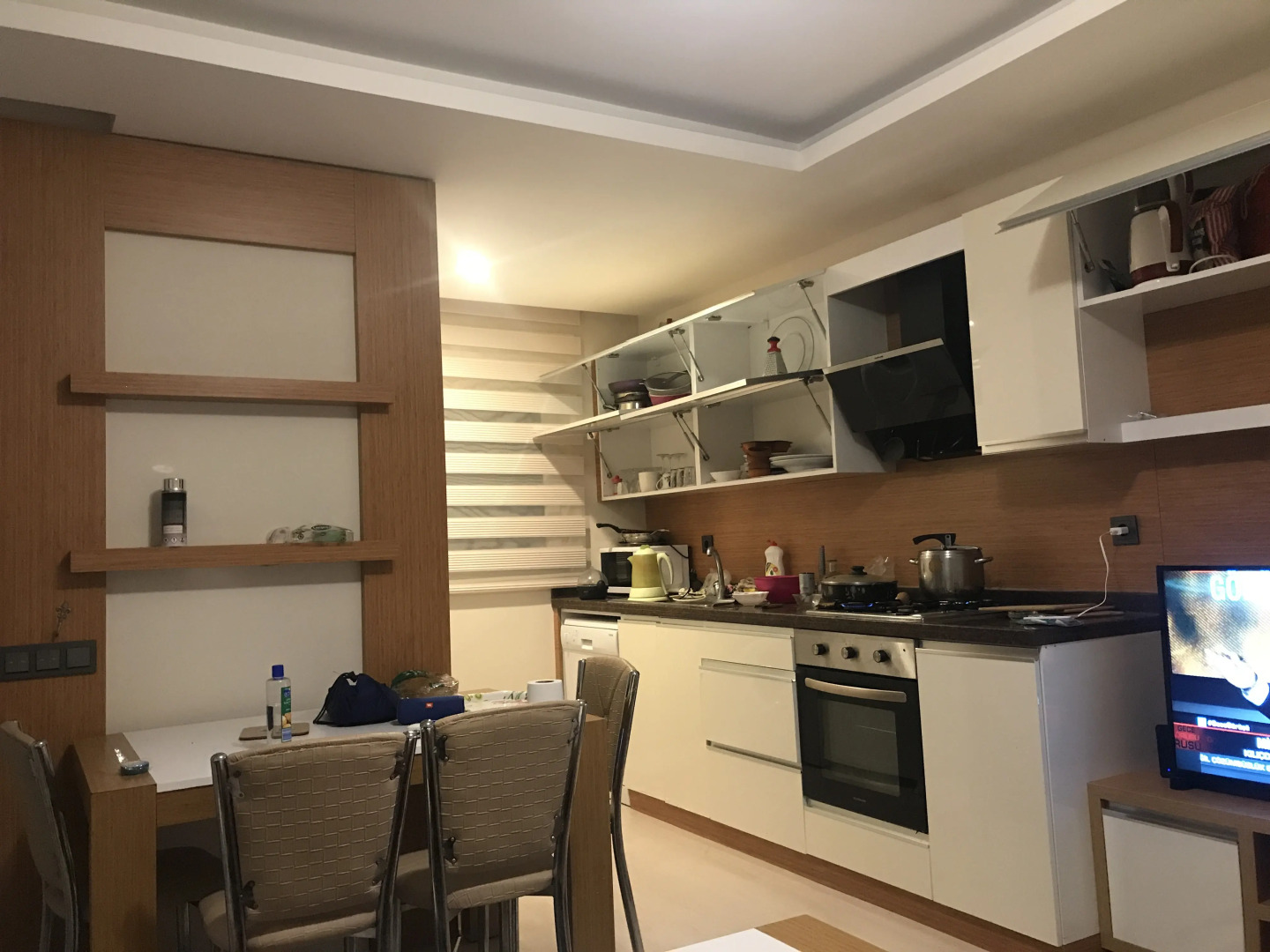 Апартаменты 30 minutes walk to famous Konyaalti Beach 1+1 Suit