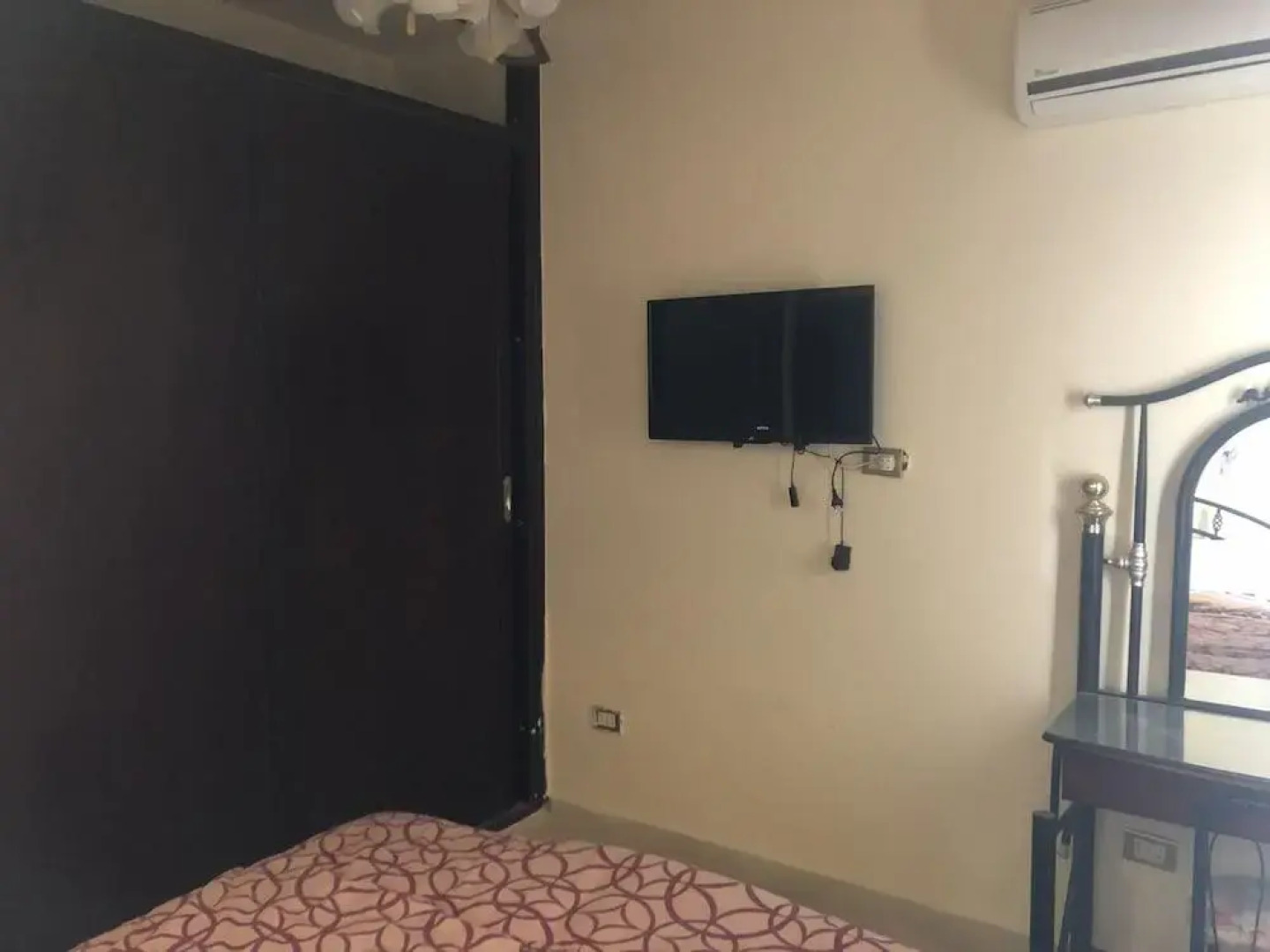 Апартаменты Sultan Hadaba Near Farsha