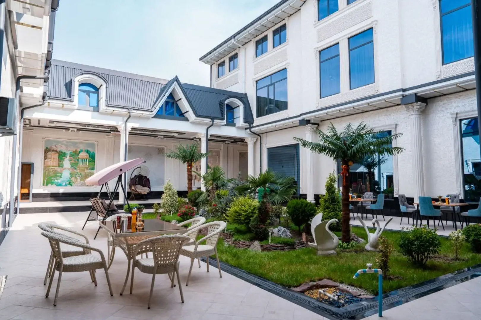 Отель Gold Star Palace