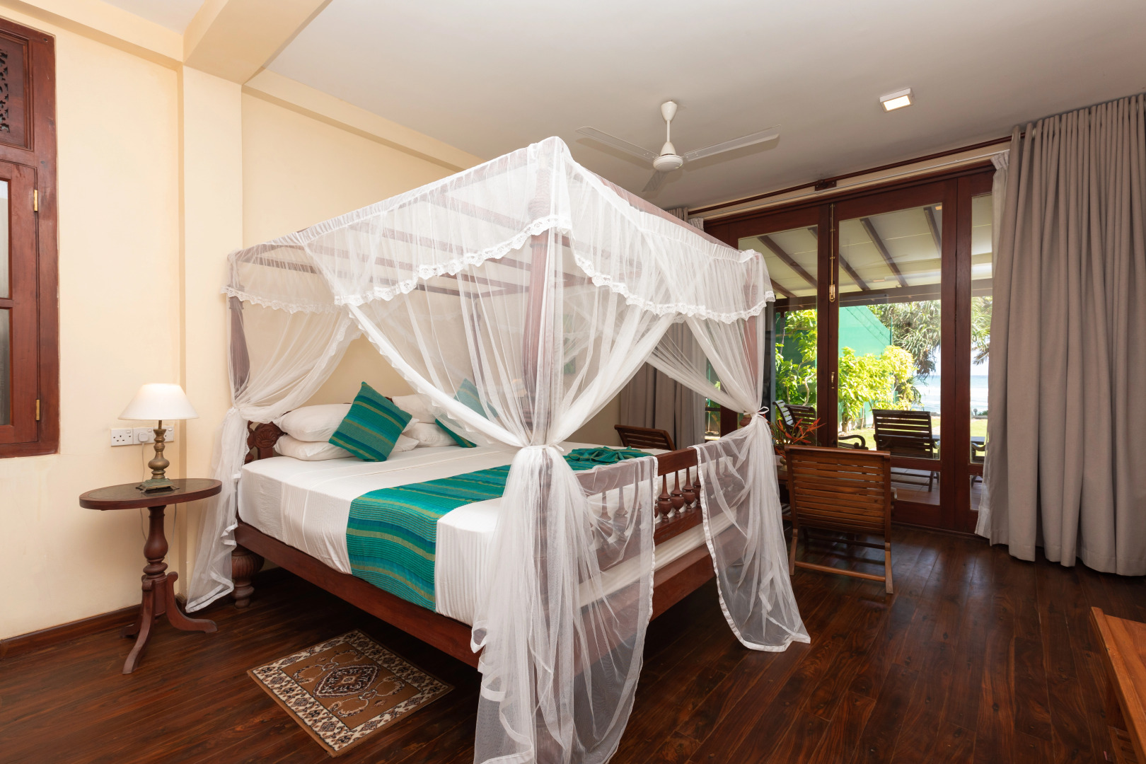 Вилла South Point Ocean 8 bedroom beach front